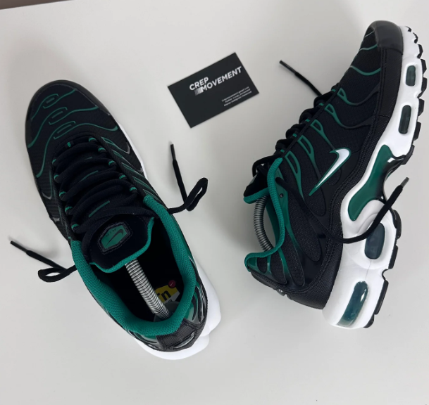 Nike Air Max Plus TN "Black/Green Malachite" Sneakers